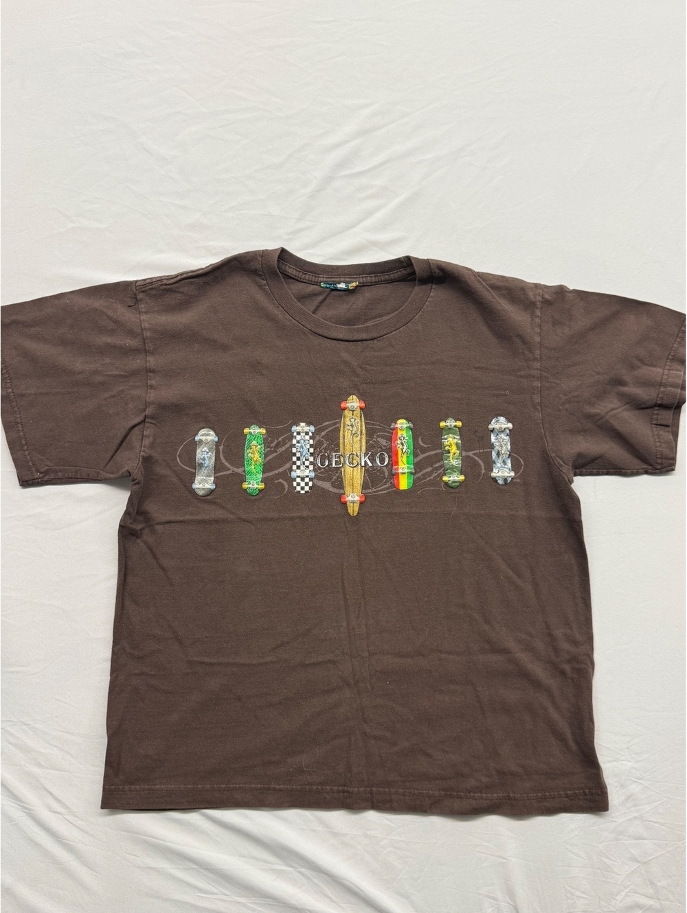 Vintage Gecko Hawaii Skateboard Graphic T-Shirt Brown Boxy Y2K Skate Medium